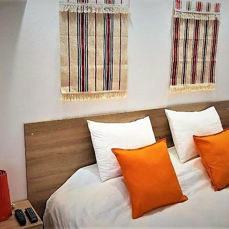 Arts Guest House -Beautiful Villa For 6 Persons Велико Търново Екстериор снимка