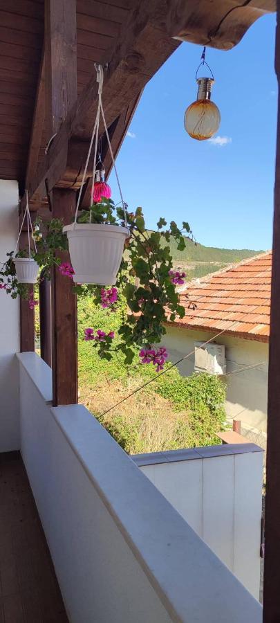 Arts Guest House -Beautiful Villa For 6 Persons Велико Търново Екстериор снимка