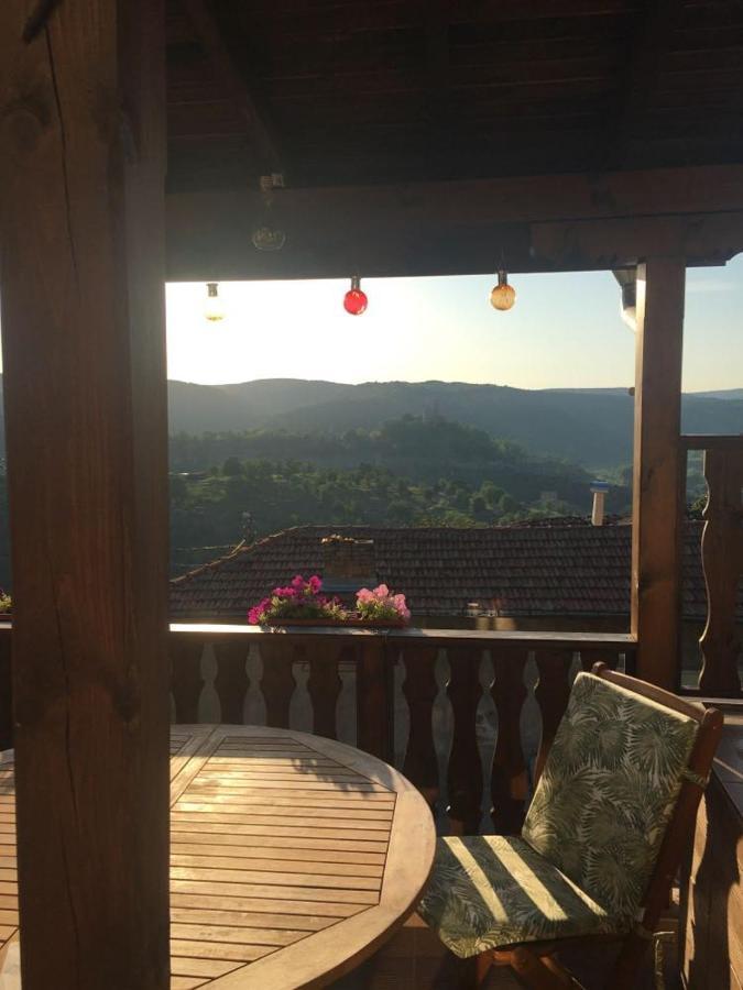 Arts Guest House -Beautiful Villa For 6 Persons Велико Търново Екстериор снимка