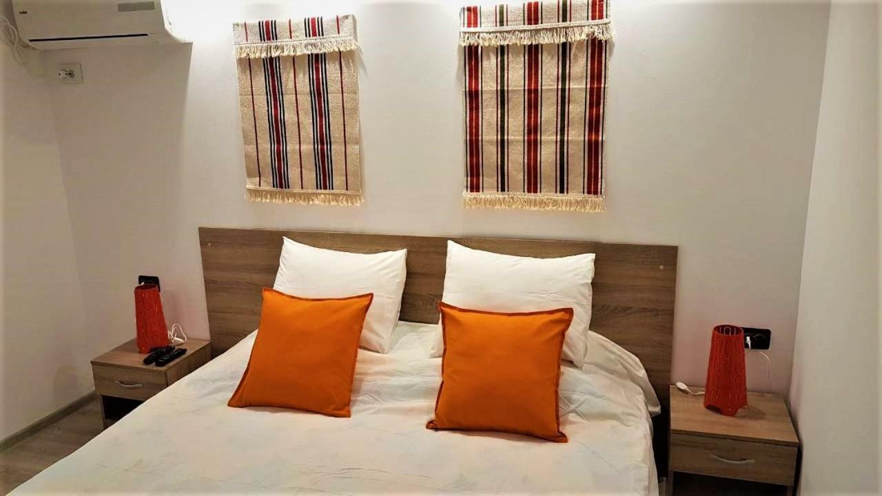 Arts Guest House -Beautiful Villa For 6 Persons Велико Търново Екстериор снимка