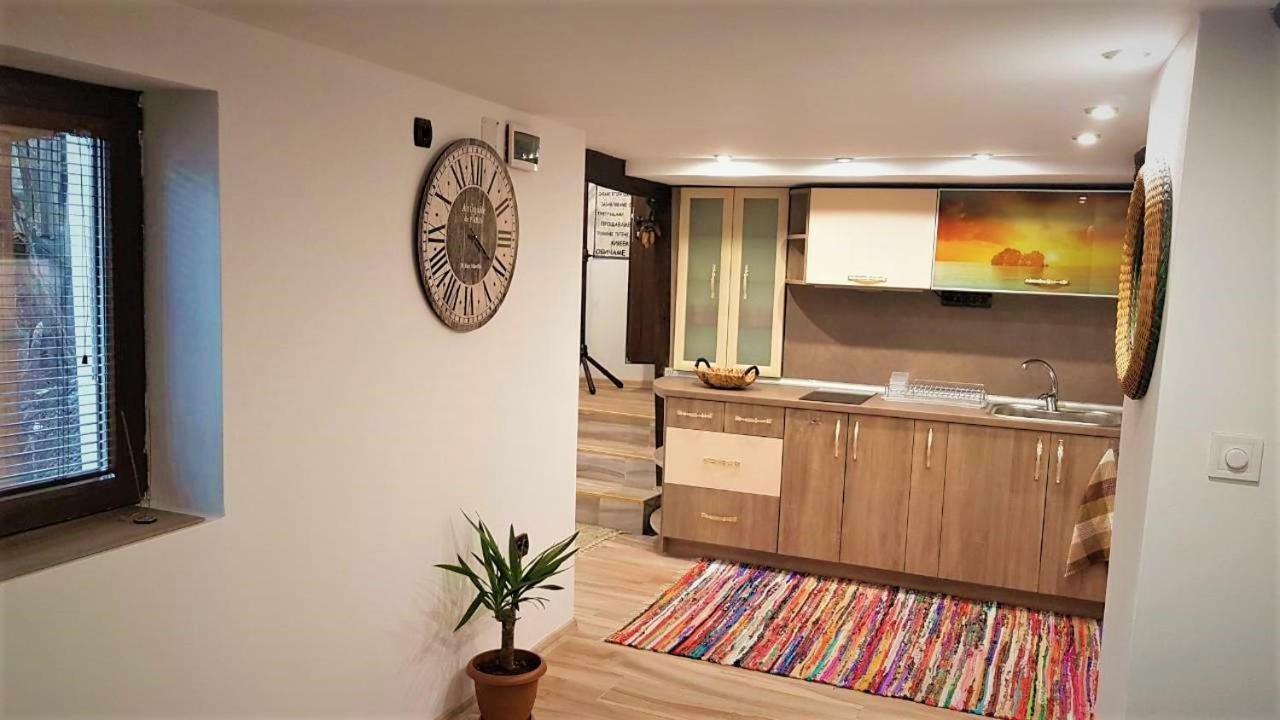 Arts Guest House -Beautiful Villa For 6 Persons Велико Търново Екстериор снимка