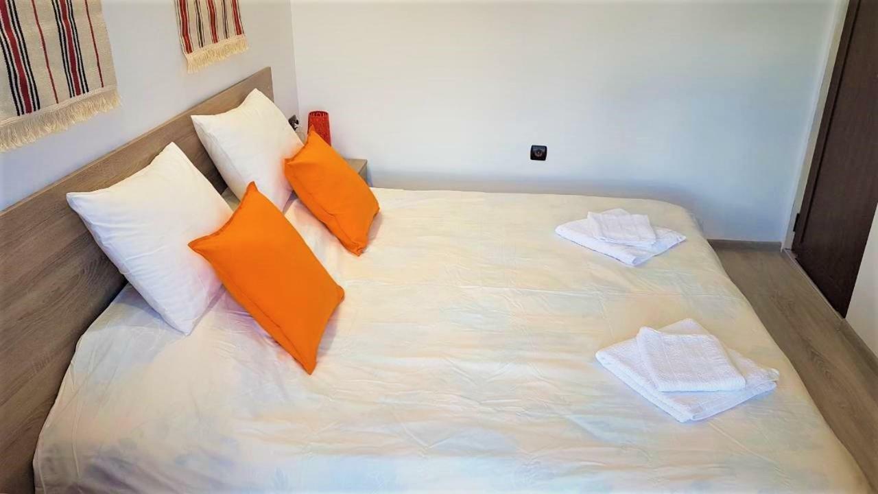 Arts Guest House -Beautiful Villa For 6 Persons Велико Търново Екстериор снимка