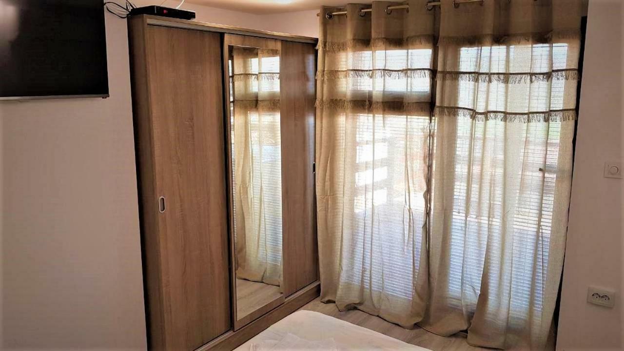 Arts Guest House -Beautiful Villa For 6 Persons Велико Търново Екстериор снимка