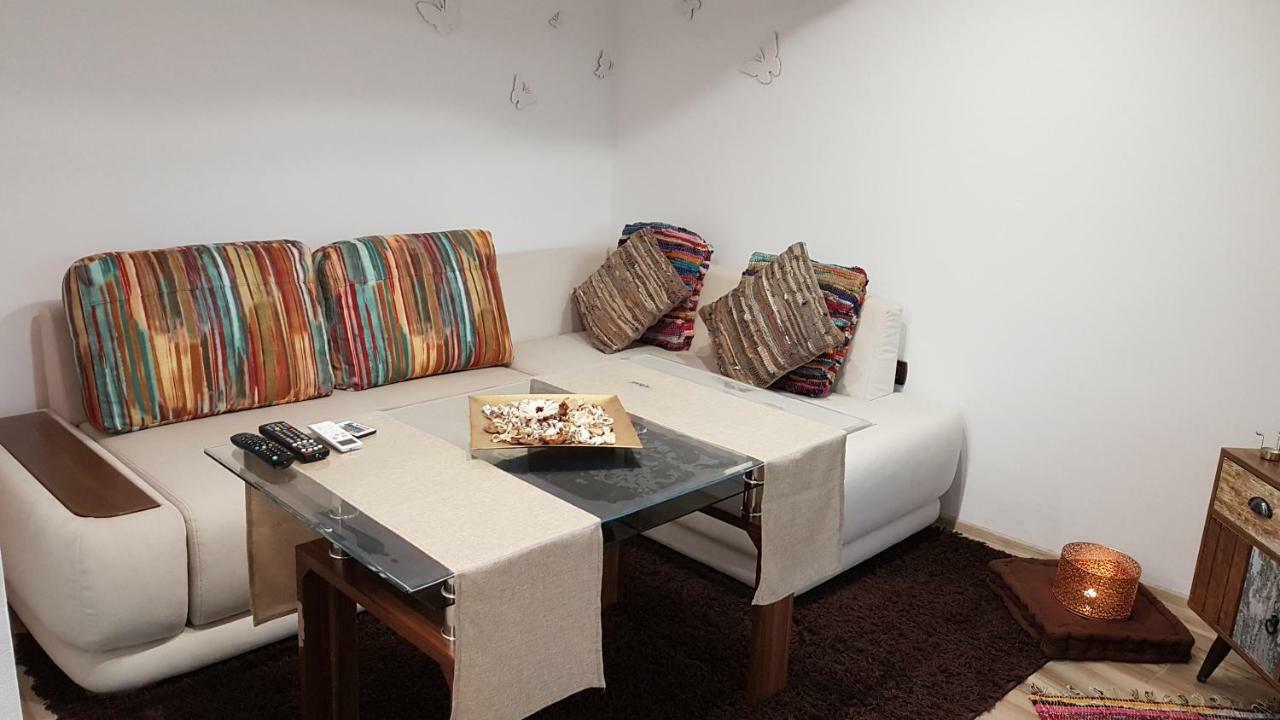 Arts Guest House -Beautiful Villa For 6 Persons Велико Търново Екстериор снимка